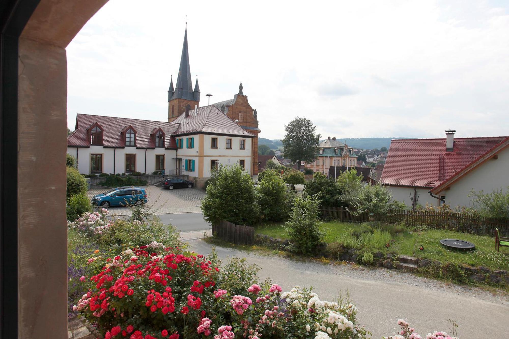 Gemuetliches Apartment Mit Galerie Im Ferienhof Litzendorf Exteriör bild